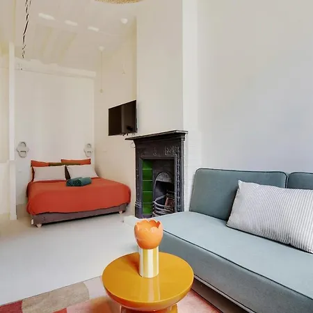 La Petite Maison Du Marais Avec Sauna شقة *